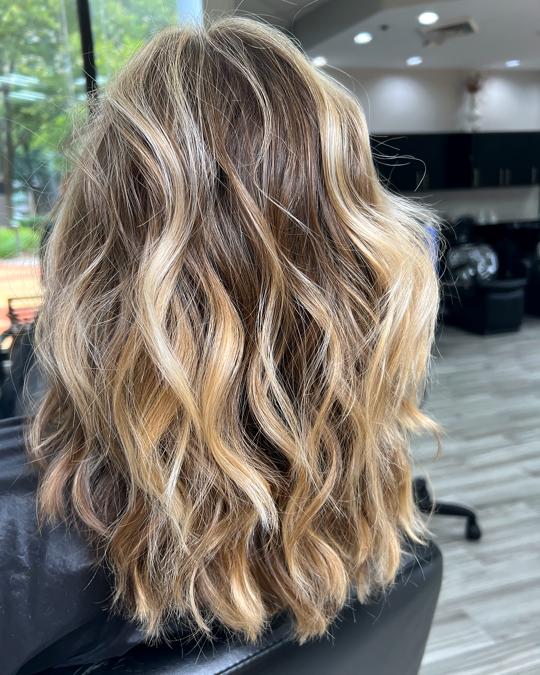 AZNA Salon Bethesda hair salon photo