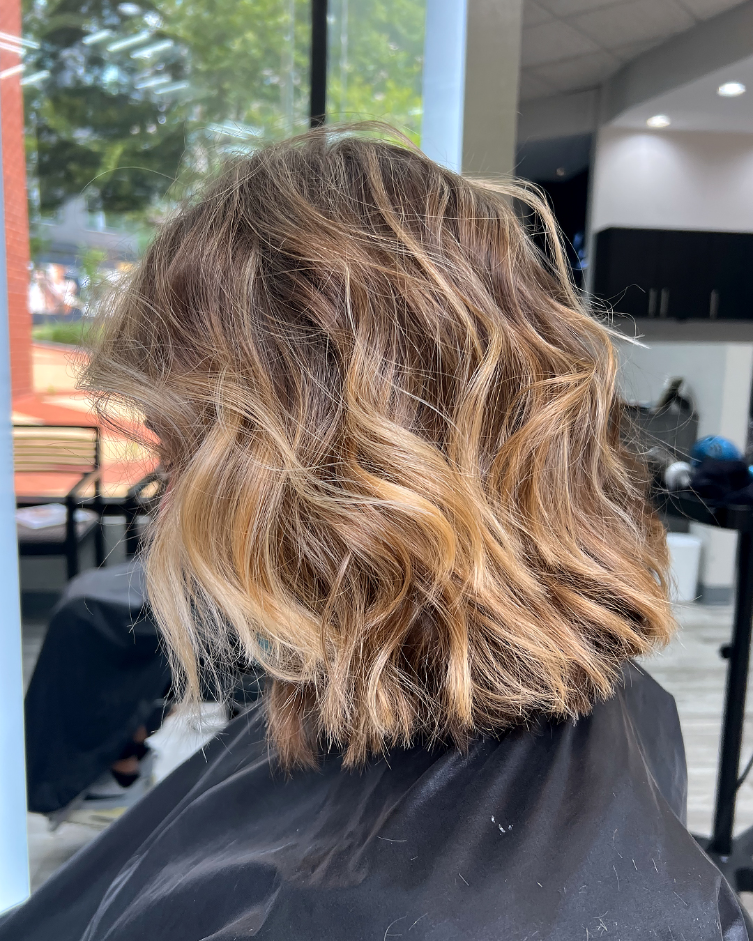 AZNA Salon Bethesda hair salon photo